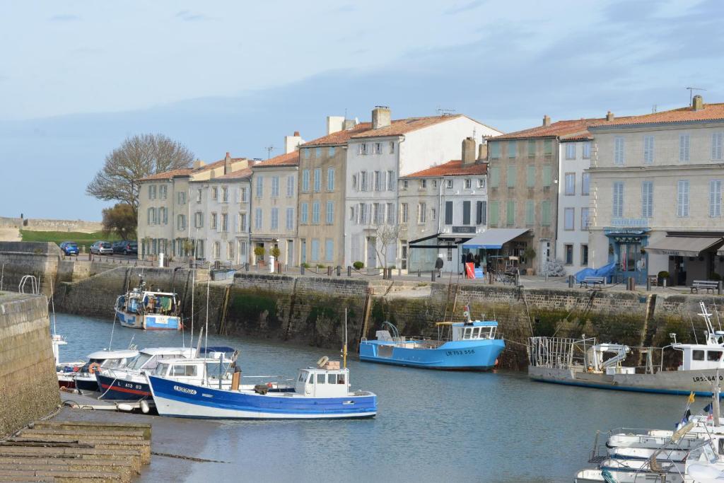 Saint-Martin-de-Ré Le Corps De Garde B&B 외부 사진