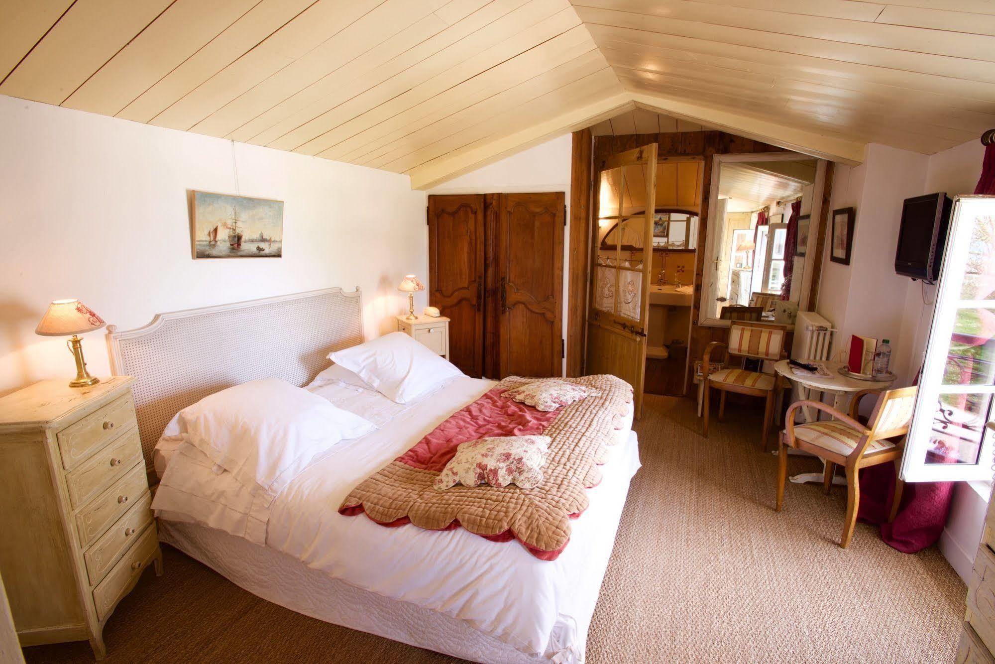 Saint-Martin-de-Ré Le Corps De Garde B&B 외부 사진