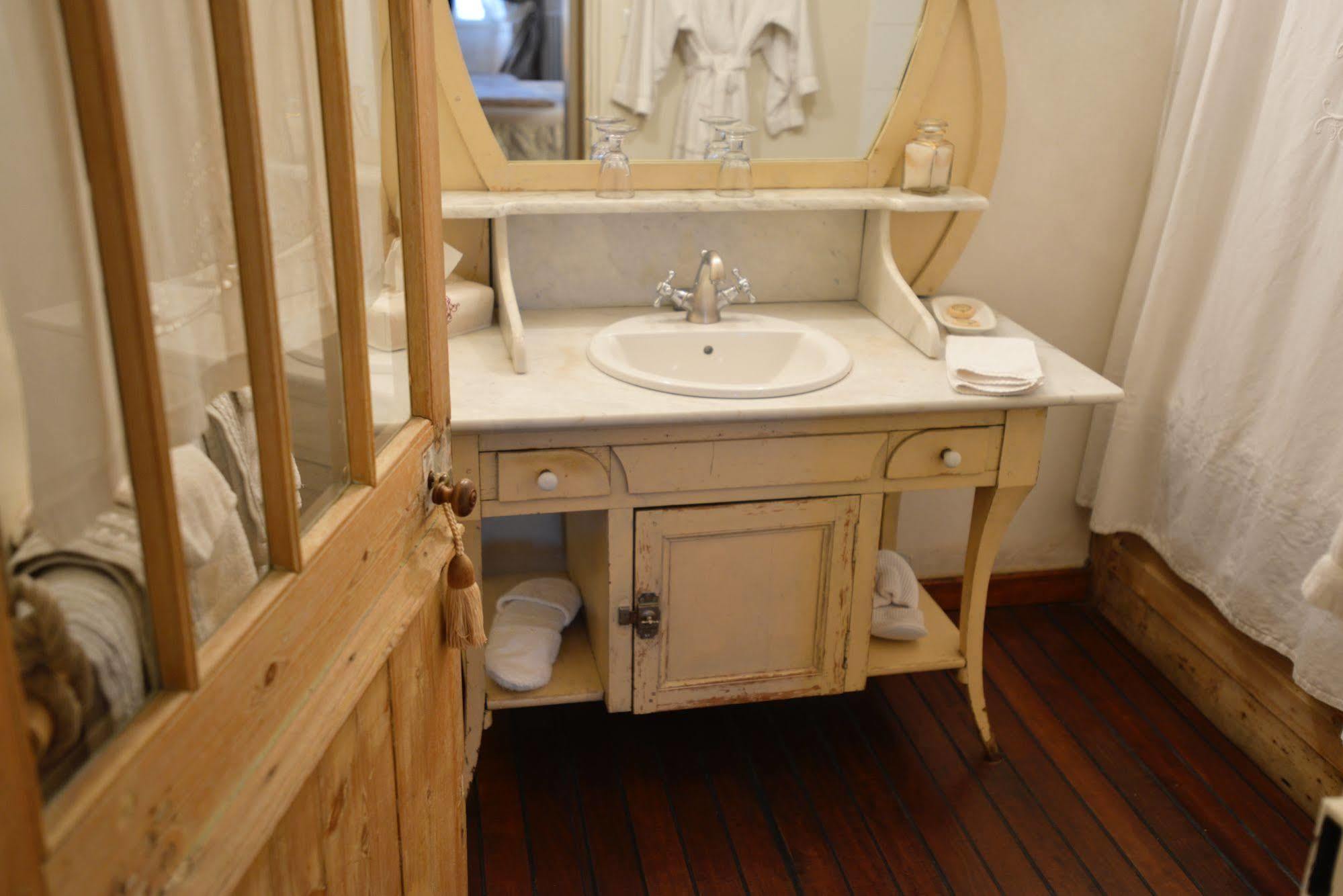 Saint-Martin-de-Ré Le Corps De Garde B&B 외부 사진