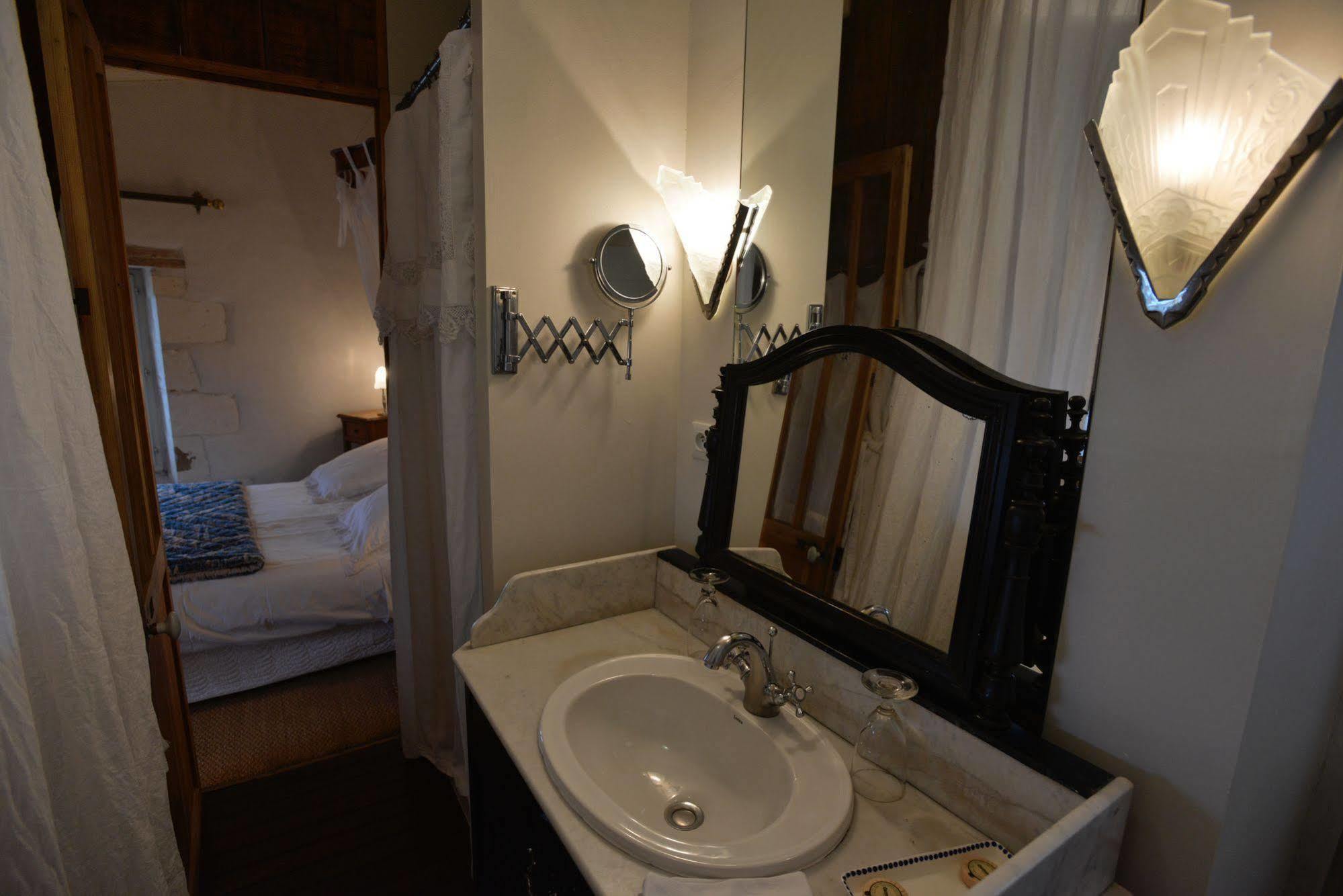 Saint-Martin-de-Ré Le Corps De Garde B&B 외부 사진