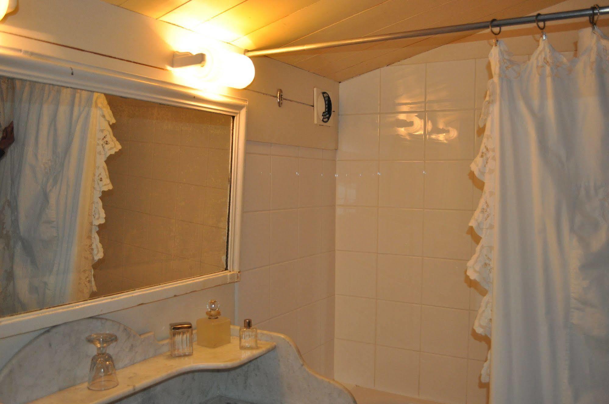 Saint-Martin-de-Ré Le Corps De Garde B&B 외부 사진